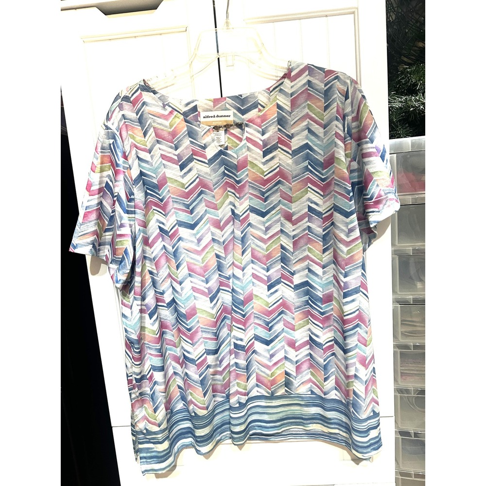 Alfred Dunner Woman 2X Short Sleeve Chevron Keyhole Top Multicolor Beaded Accent